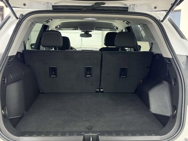 Used 2024 GMC Terrain SLE FWD image 20
