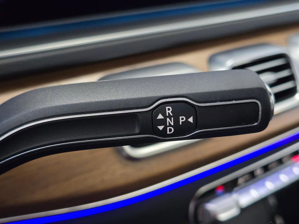 Used 2024 Mercedes-Benz GLS 450 4MATIC image 16