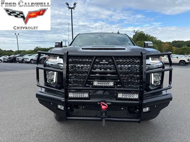 Used 2022 Chevrolet Silverado 2500 LTZ w/ LTZ Convenience Package AWD/4WD image 6