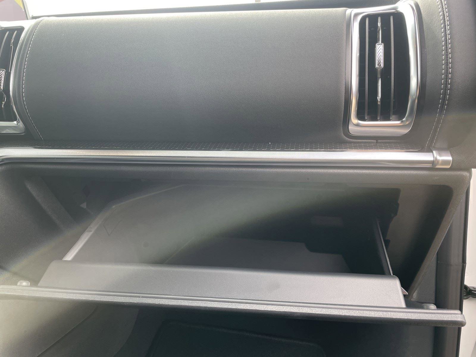 New 2026 Ford Expedition Max Platinum w/ Stealth Appearance Package image 31