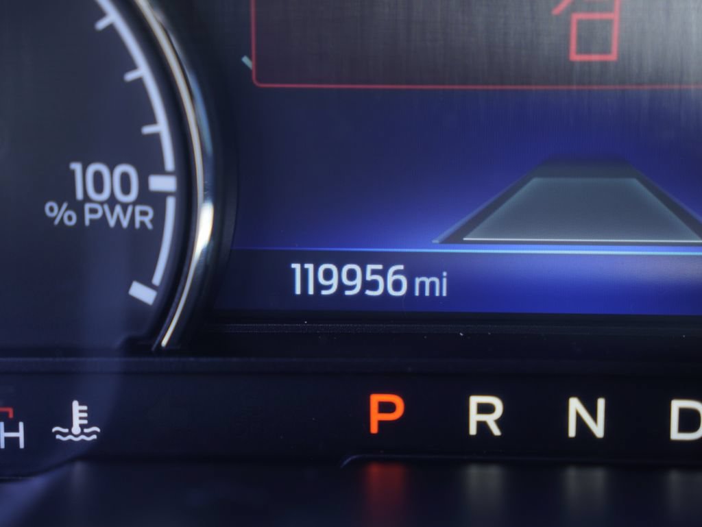 Used 2022 Ford Maverick Lariat w/ Lariat Luxury Package FWD image 5