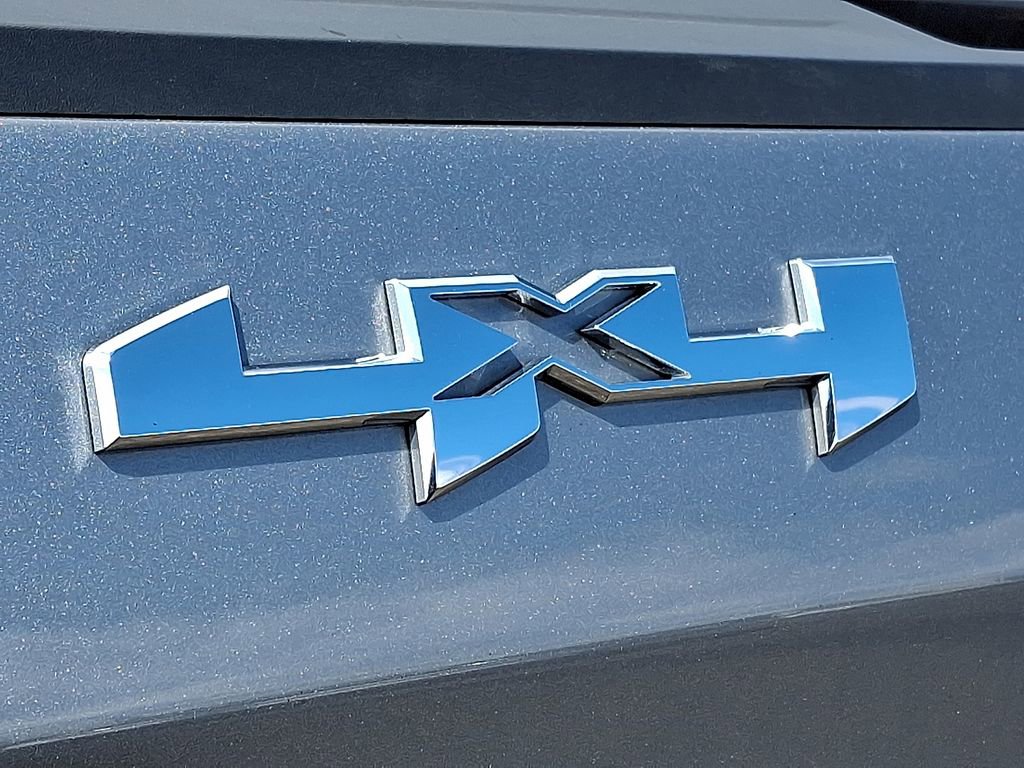 Used 2023 GMC Sierra 1500 Elevation image 32