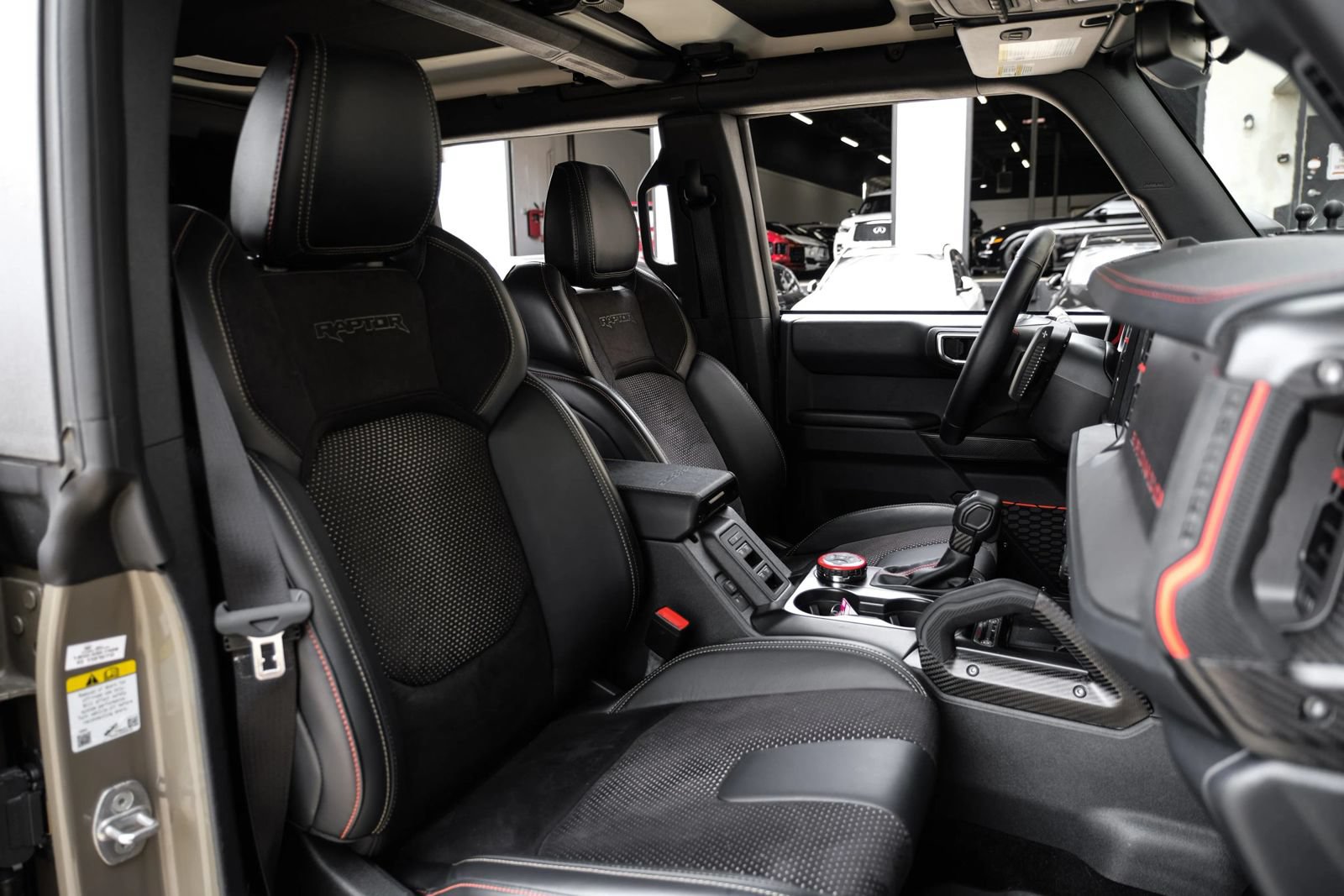 Used 2025 Ford Bronco Raptor w/ Interior Carbon Fiber Pack AWD/4WD image 37