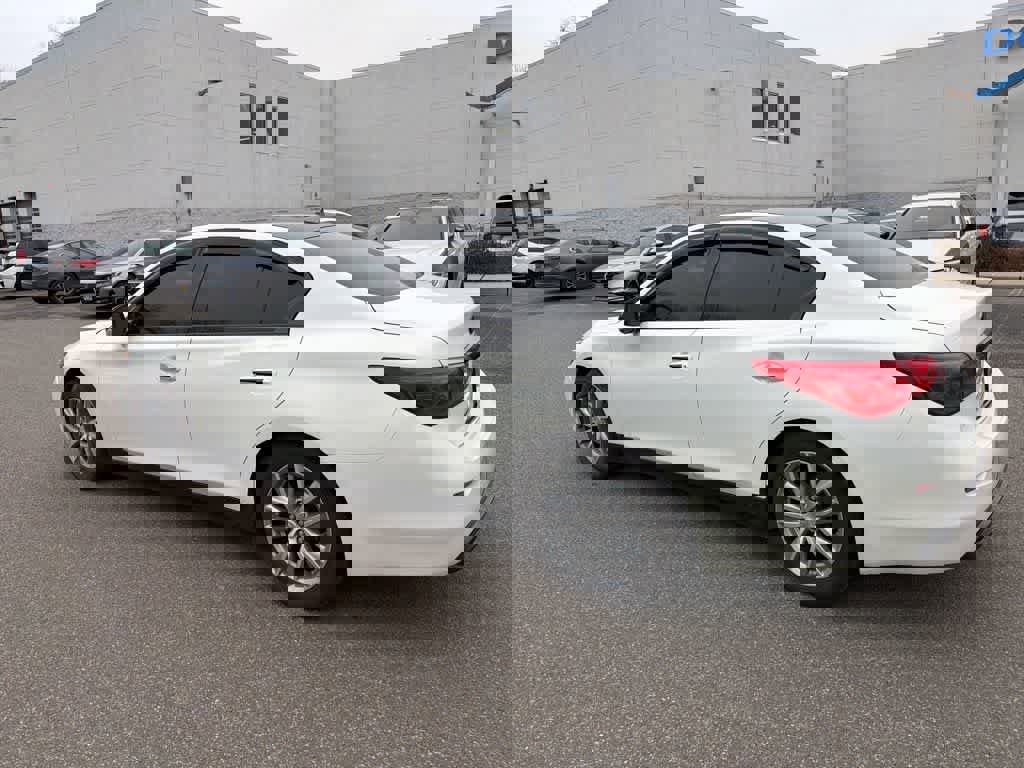 Used 2016 INFINITI Q50 Premium w/ 2.0T Premium Plus Package image 9