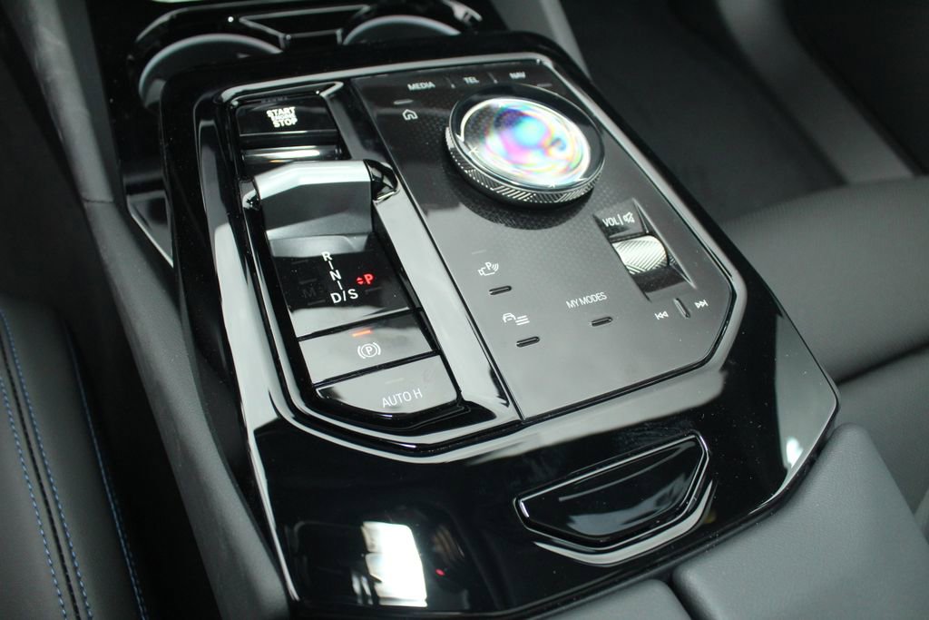 New 2026 BMW 530i w/ M Sport Package image 14