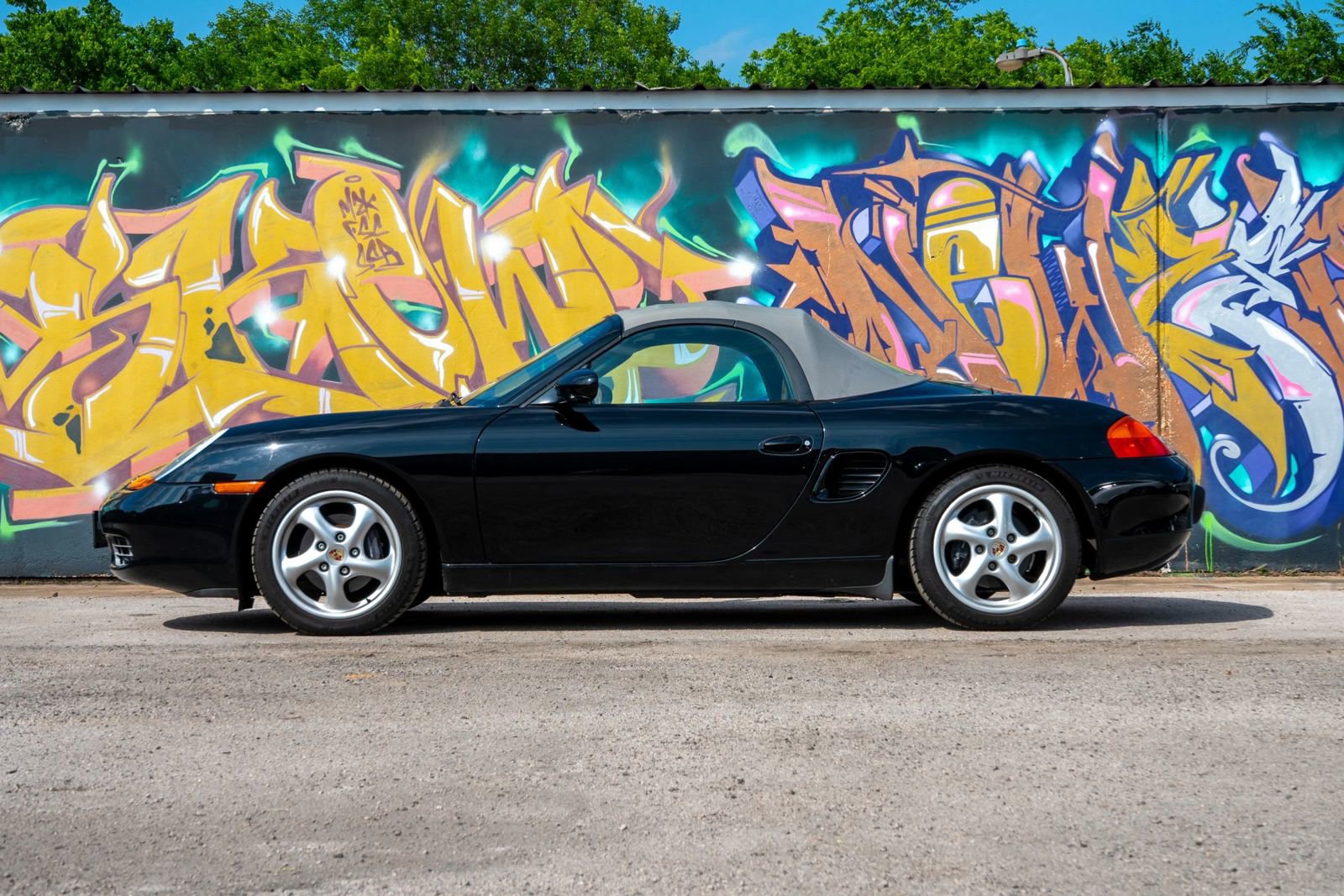 Used 2000 Porsche Boxster RWD image 6