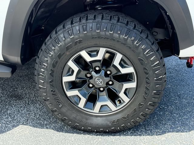 Certified 2022 Toyota Tacoma TRD Off-Road w/ Technology Package AWD/4WD image 19