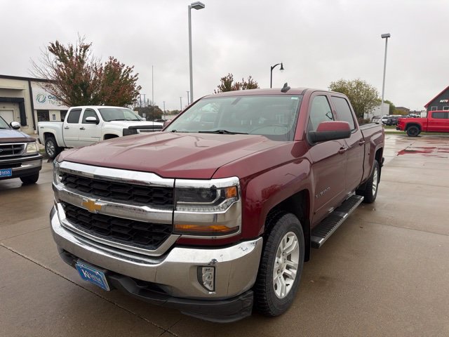 Used 2017 Chevrolet Silverado 1500 LT w/ All Star Edition AWD/4WD image 3