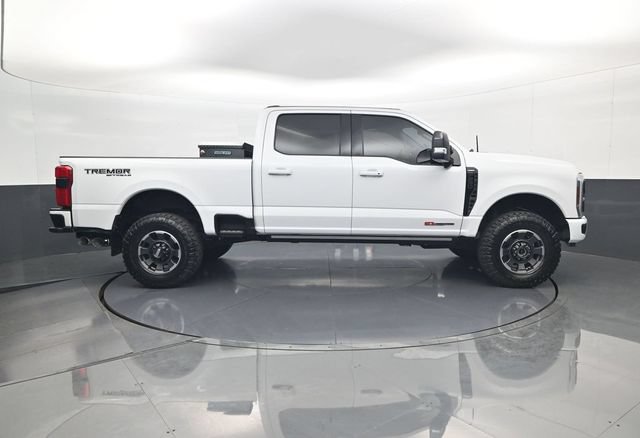 Used 2024 Ford F250 Lariat w/ Lariat Ultimate Package AWD/4WD image 4