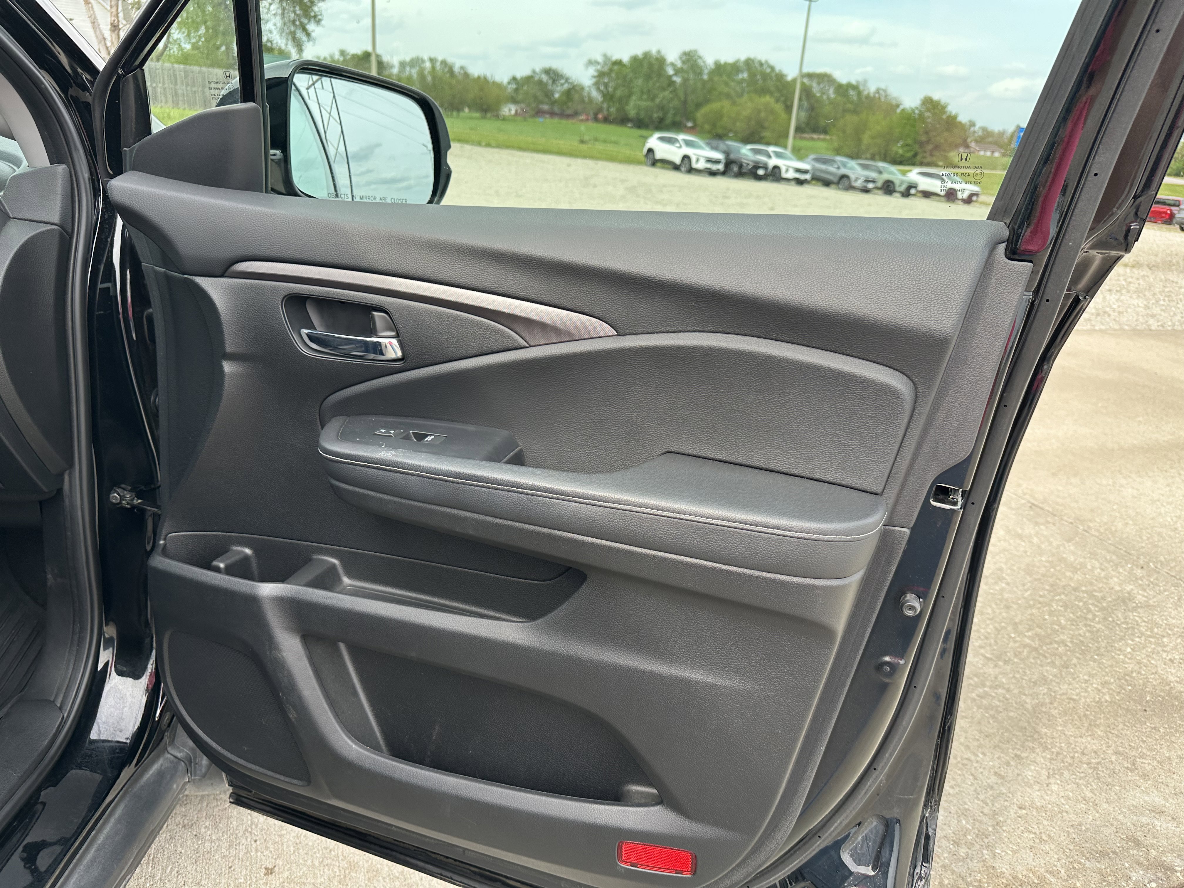 Used 2021 Honda Ridgeline Sport image 32