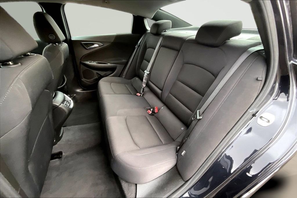 Used 2023 Chevrolet Malibu LT image 25