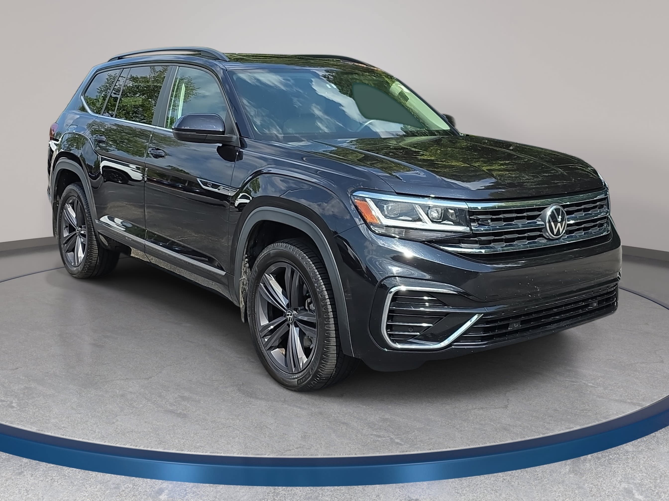 Used 2021 Volkswagen Atlas SE FWD image 3