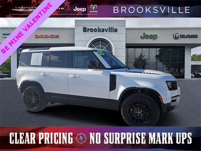 Used 2025 Land Rover Defender 110 S image 1