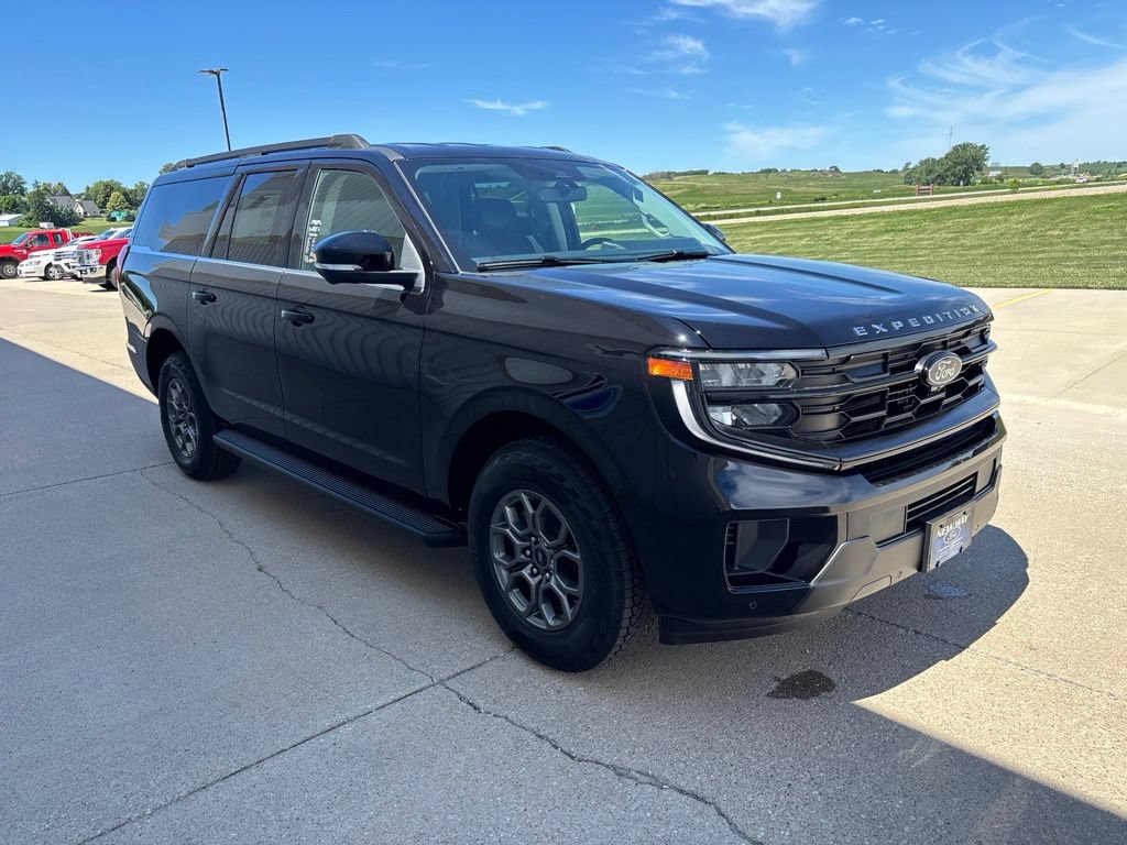 New 2026 Ford Expedition Max Active AWD/4WD image 3