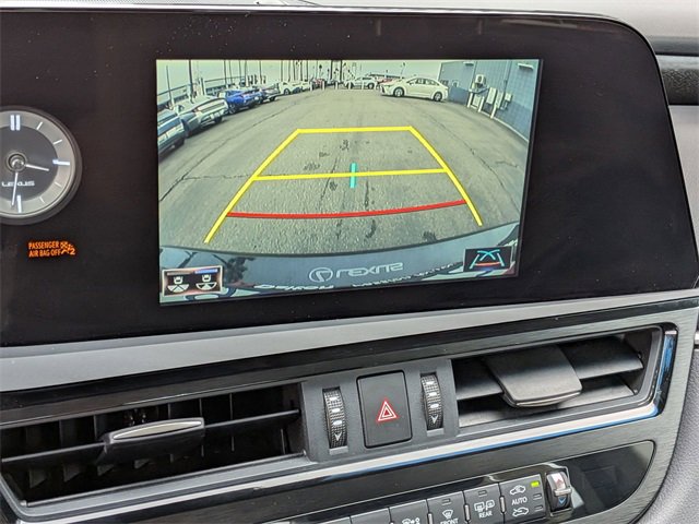 Used 2022 Lexus ES 300h w/ Premium Package image 18