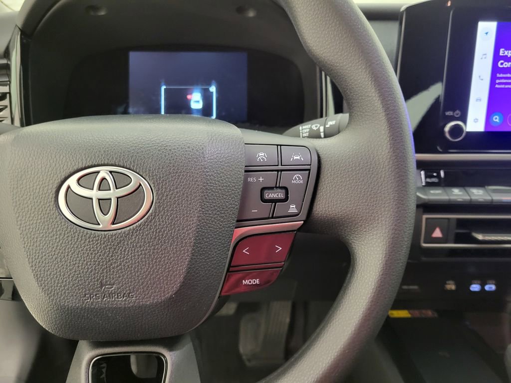 Used 2025 Toyota Camry LE FWD image 5