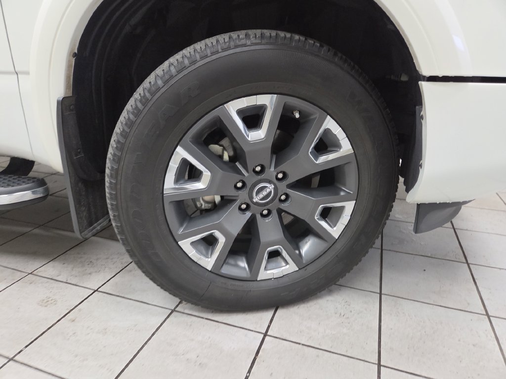 Used 2023 Nissan Titan Platinum Reserve w/ Moonroof Package AWD/4WD image 8