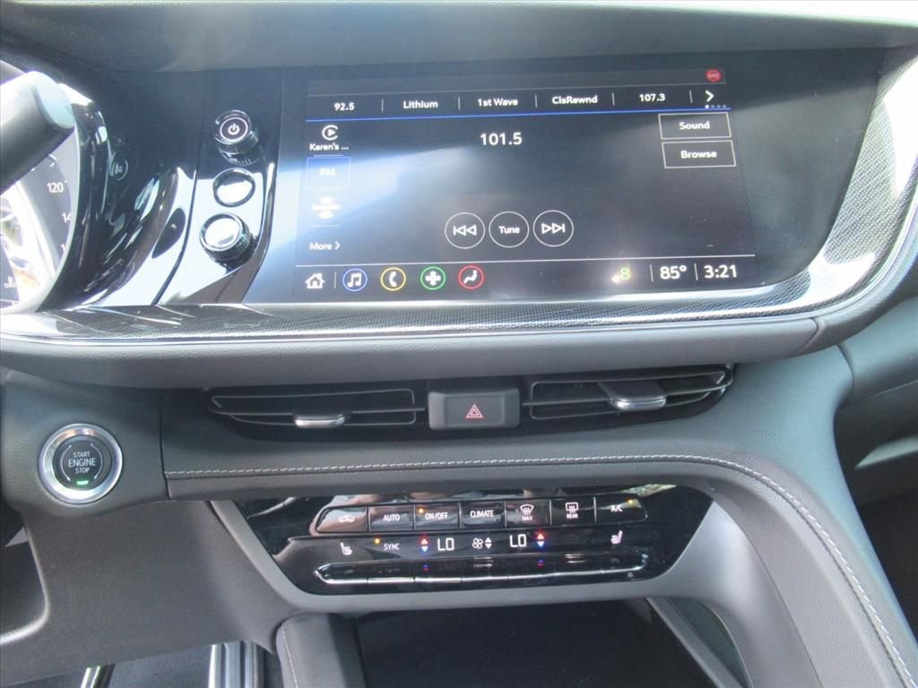 Used 2023 Buick Envision Preferred image 23
