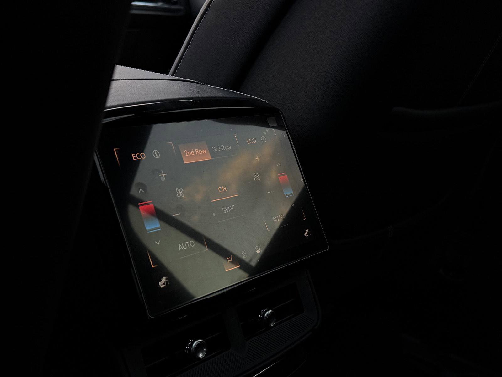 New 2026 Cadillac Vistiq Sport image 21