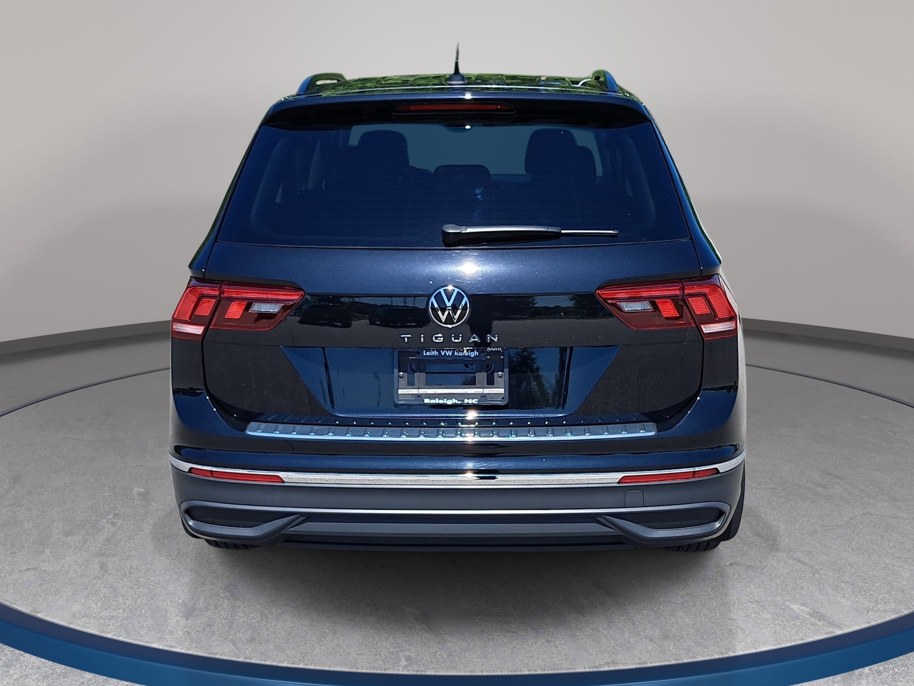 Certified 2023 Volkswagen Tiguan S FWD image 6