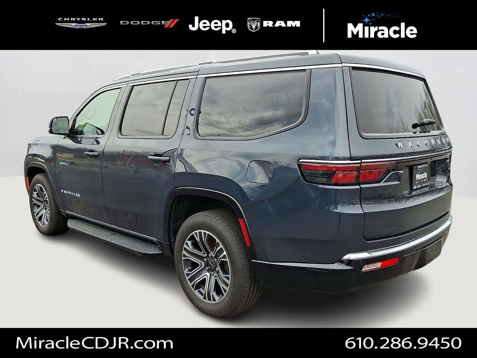 Certified 2025 Jeep Wagoneer 4WD image 5