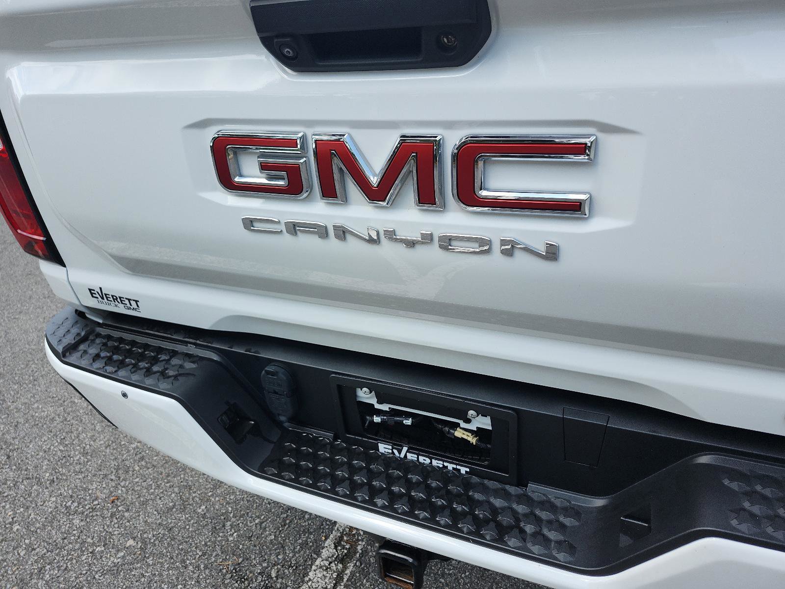 Certified 2023 GMC Canyon Elevation w/ Convenience Package AWD/4WD image 4