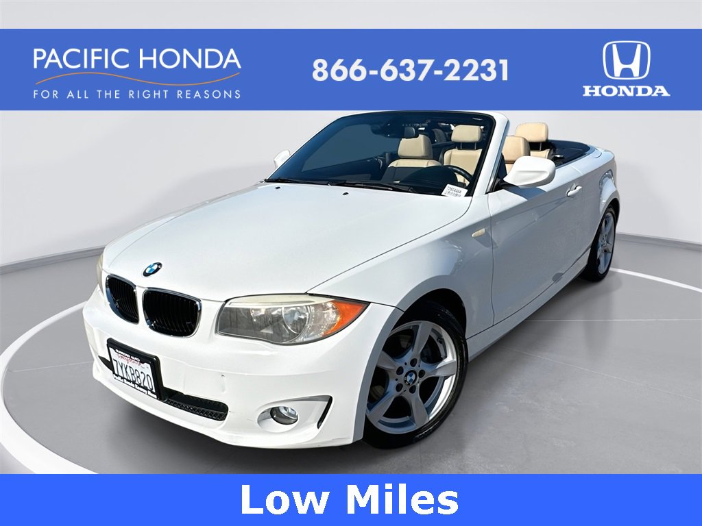 Used 2012 BMW 128i Convertible image 1