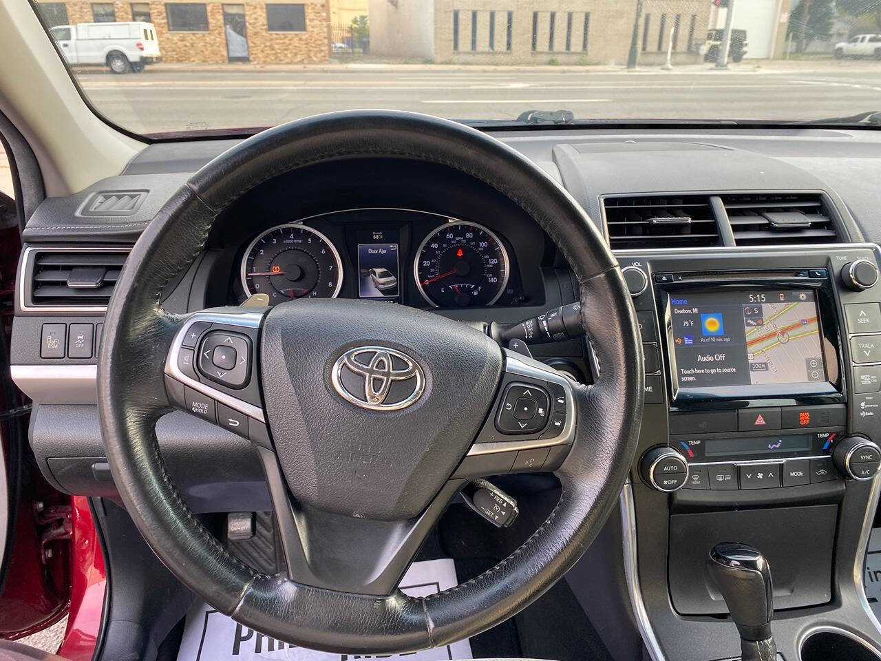 Used 2015 Toyota Camry XSE image 36