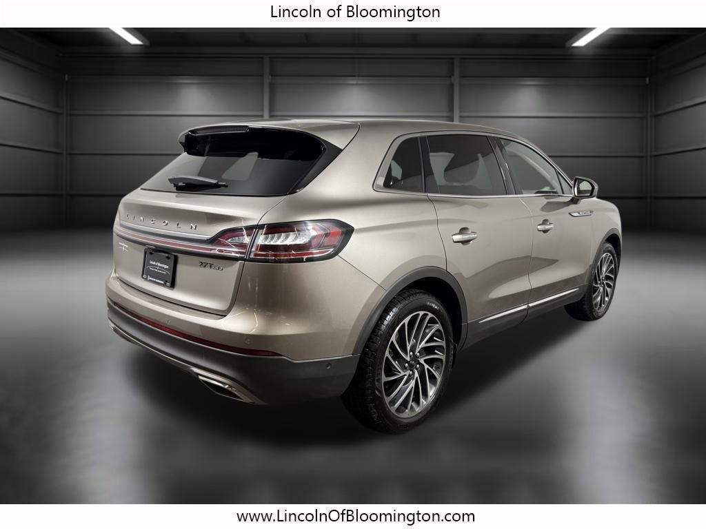 Used 2020 Lincoln Nautilus Reserve w/ Equipment Group 201A image 7