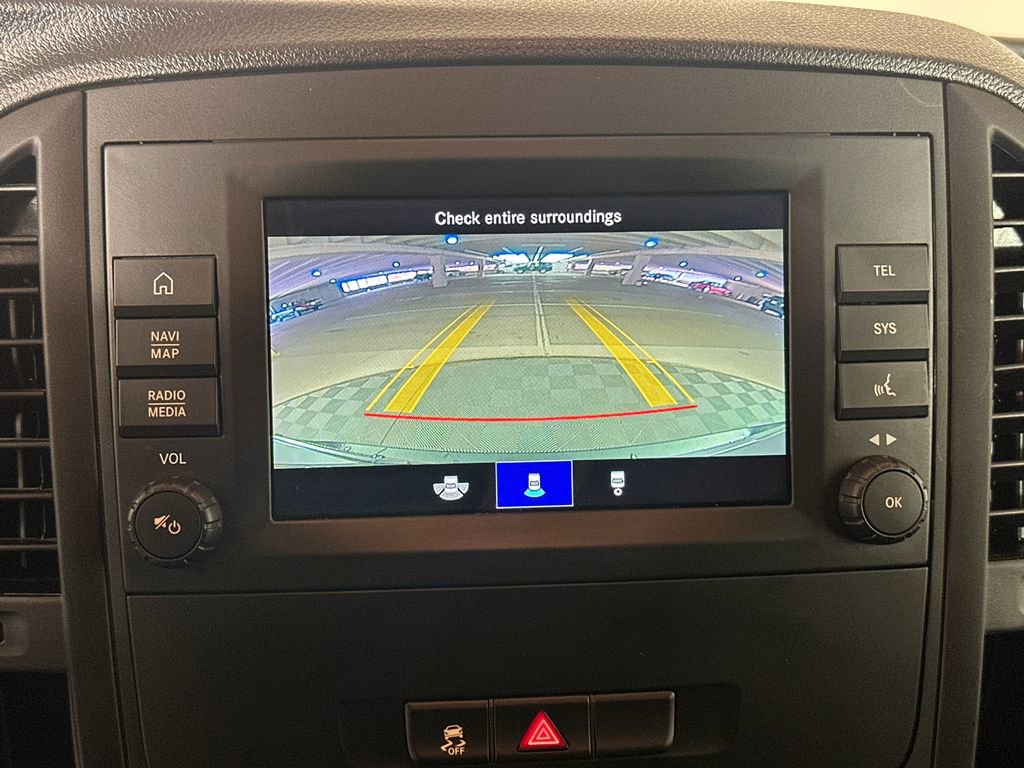 Used 2023 Mercedes-Benz Metris image 28