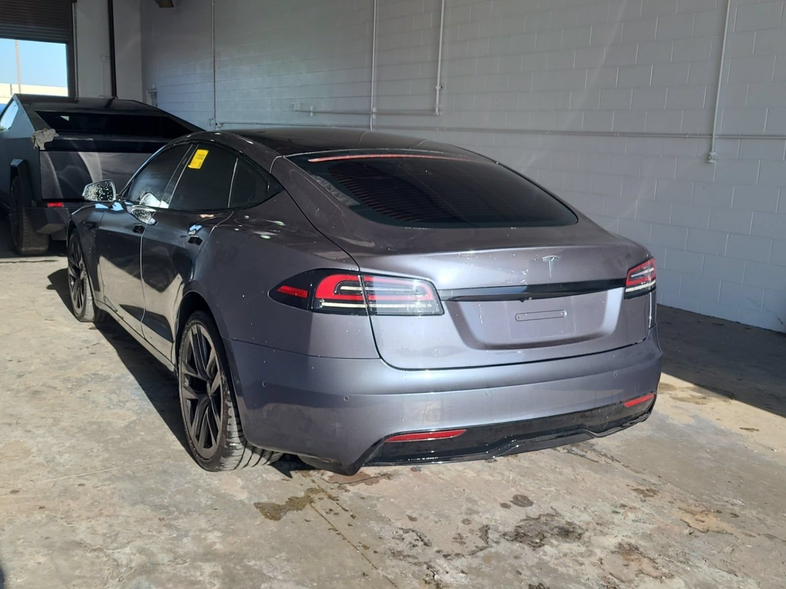 Used 2022 Tesla Model S AWD/4WD image 4