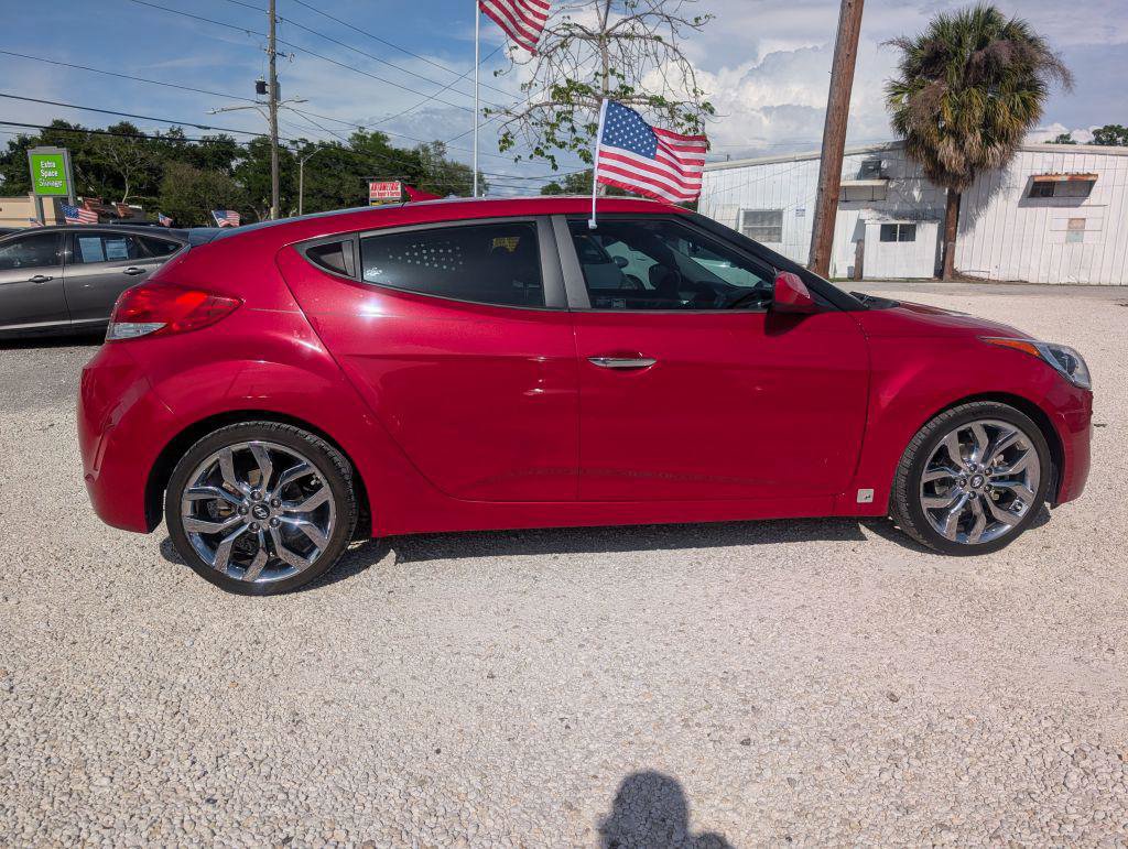 Used 2014 Hyundai Veloster RE:FLEX Edition image 8