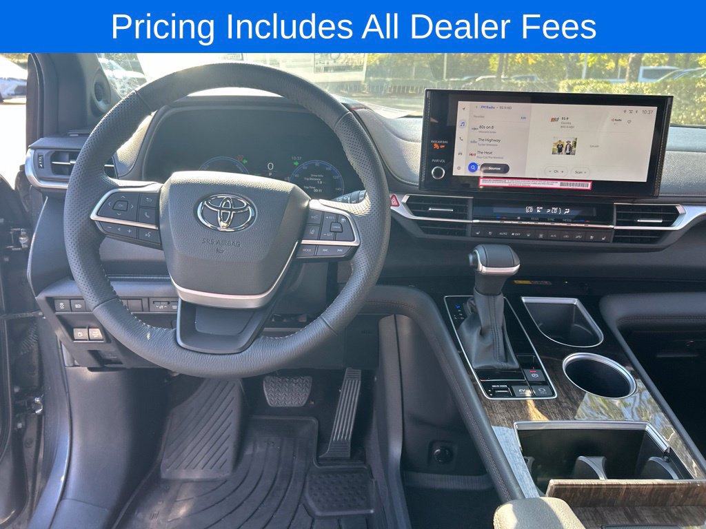 New 2025 Toyota Sienna Limited FWD image 15