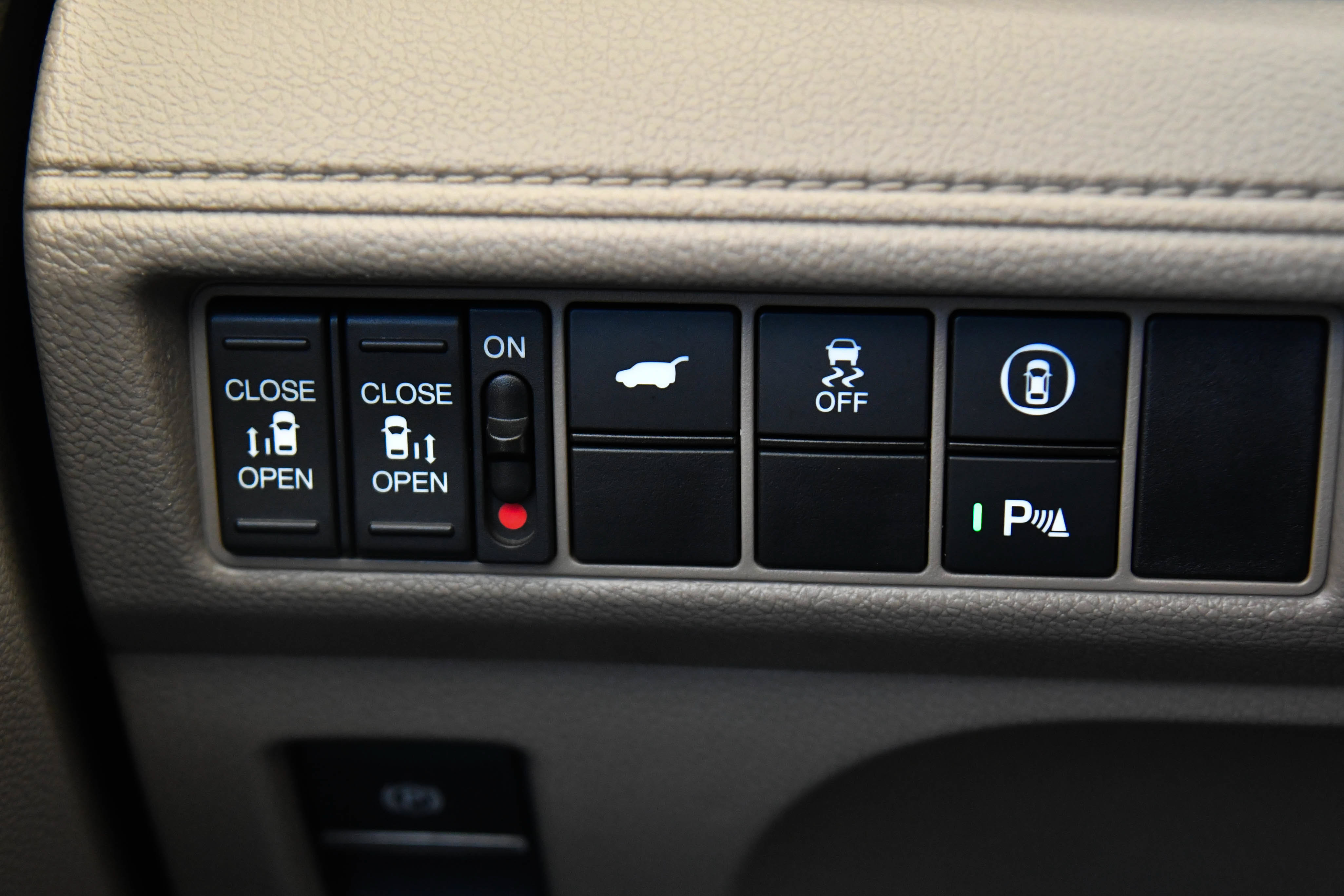 Used 2023 Honda Odyssey Elite image 37
