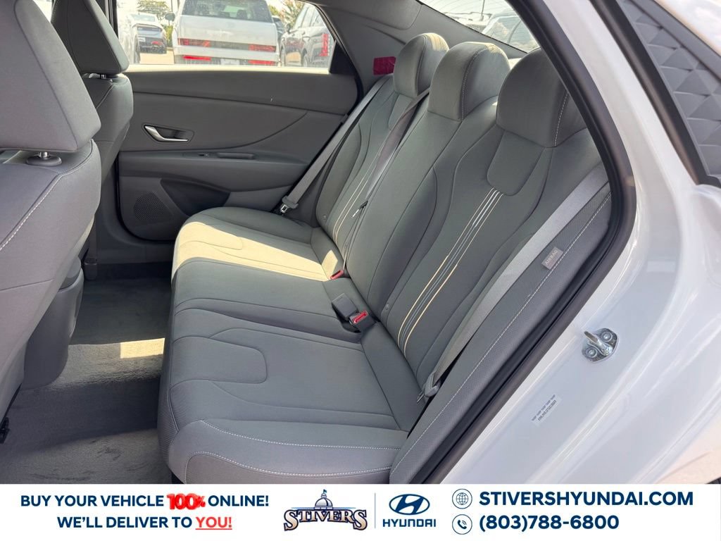 New 2026 Hyundai Elantra Hybrid FWD image 20