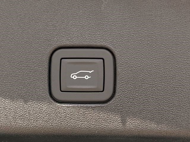 New 2027 Cadillac Optiq Premium Luxury AWD/4WD image 24