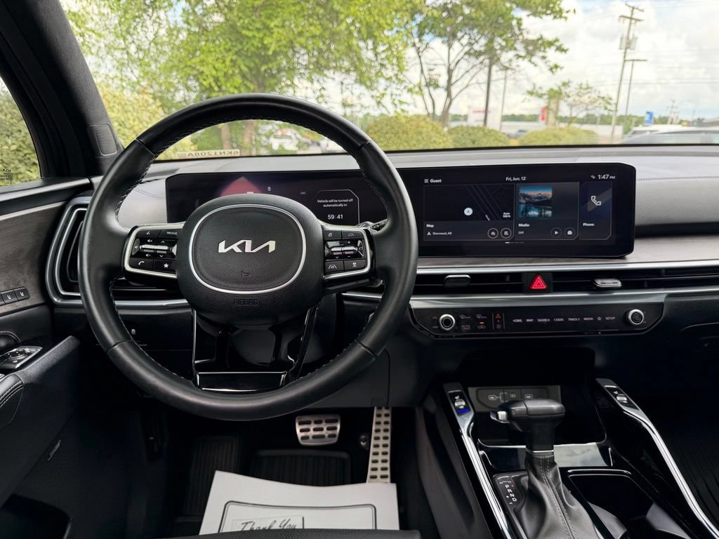 Certified 2025 Kia Sorento SX Prestige AWD/4WD image 25
