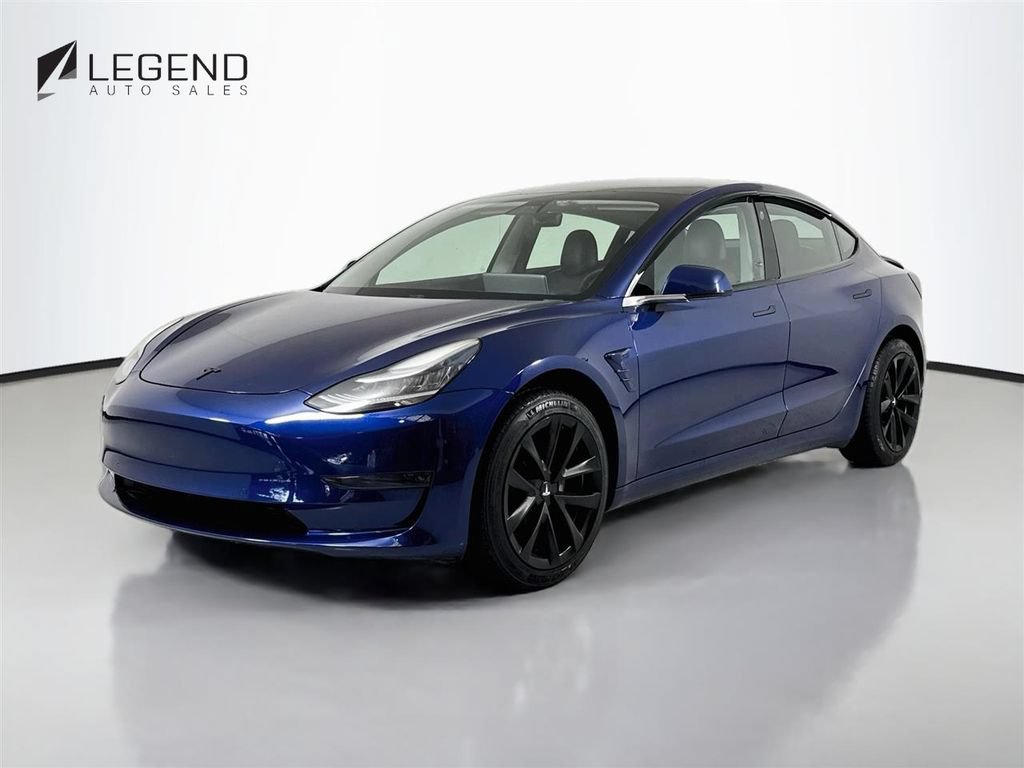 Used 2020 Tesla Model 3 Standard Range RWD image 1