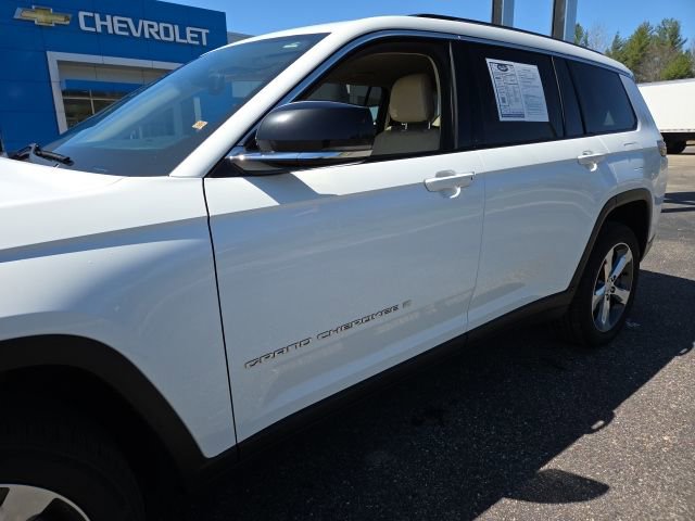 Used 2021 Jeep Grand Cherokee L Limited AWD/4WD image 36