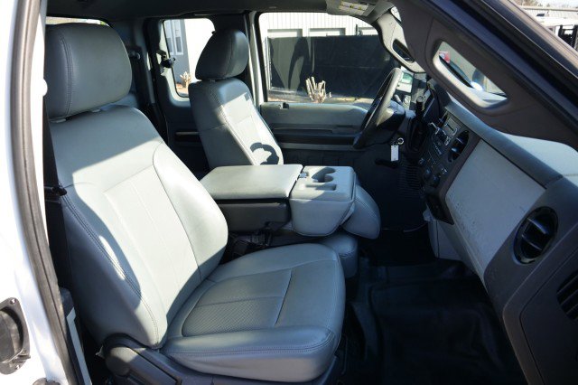 Used 2015 Ford F550 2WD SuperCab Super Duty image 28