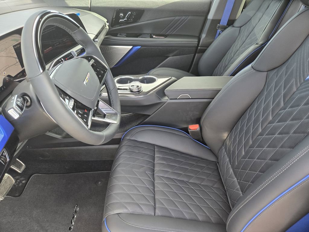 New 2026 Cadillac Optiq V w/ Magnus Launch Edition AWD/4WD image 7