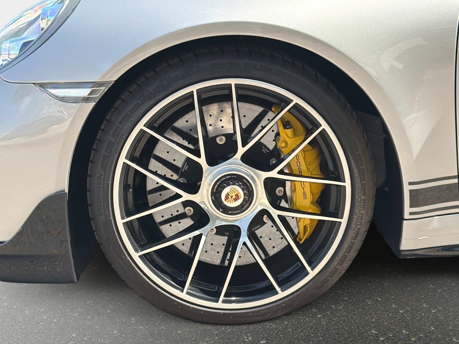 Used 2019 Porsche 911 Turbo AWD/4WD image 12