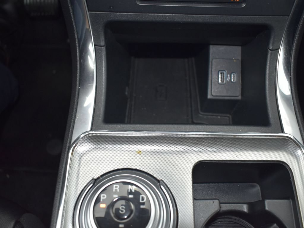Used 2024 Ford Edge Titanium AWD/4WD image 19