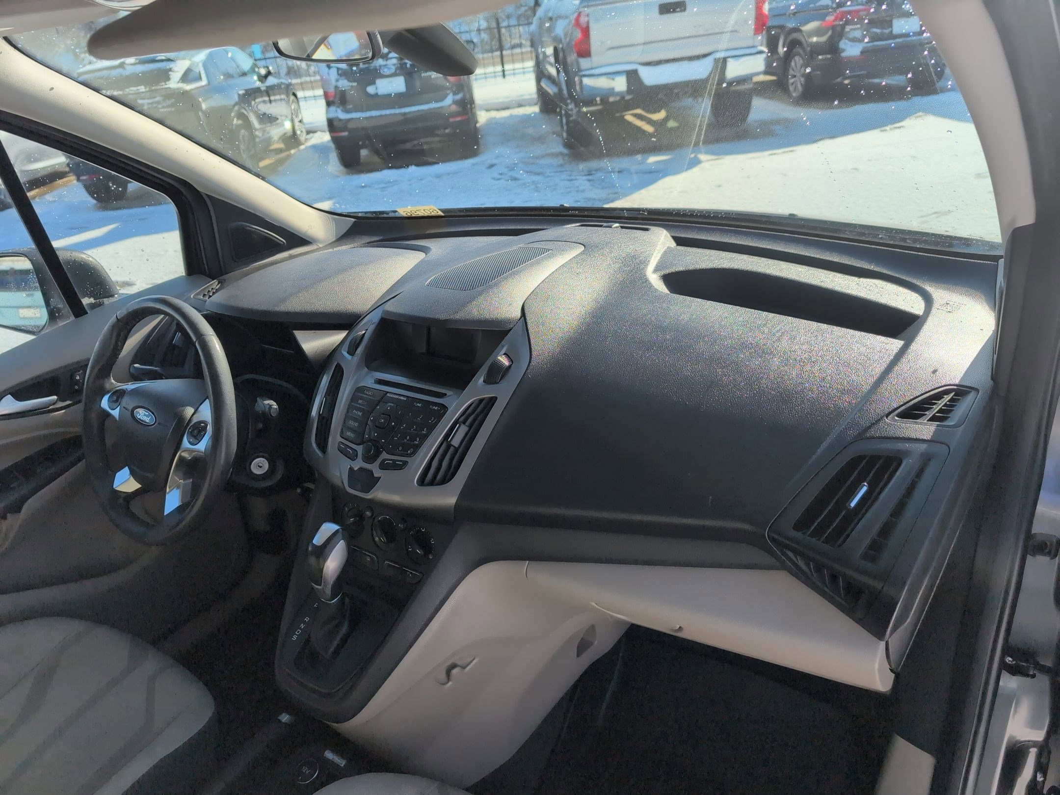 Used 2015 Ford Transit Connect XLT image 29