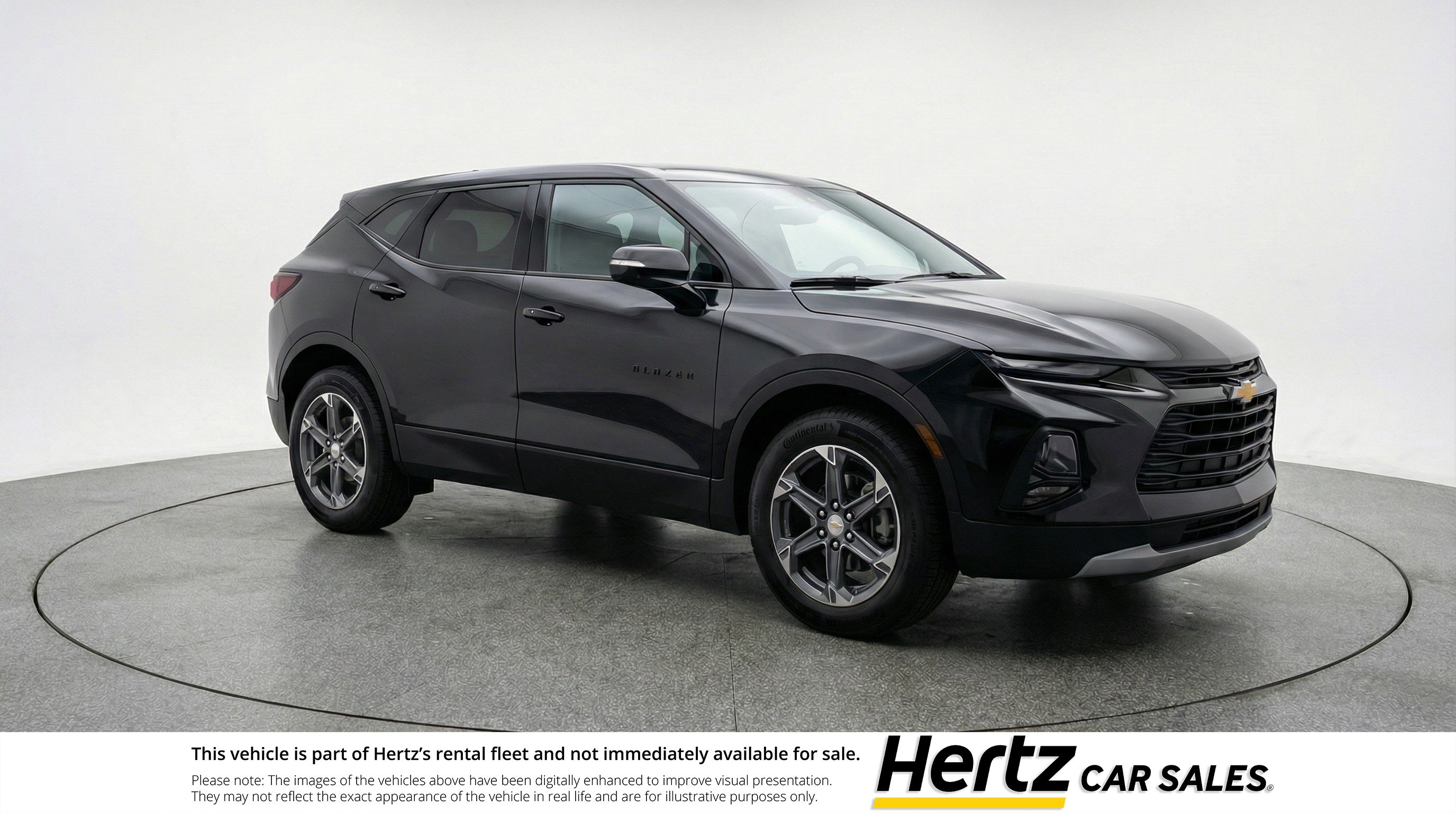 Used 2025 Chevrolet Blazer LT image 1