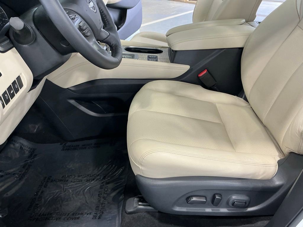 Used 2024 Nissan Murano SL image 14