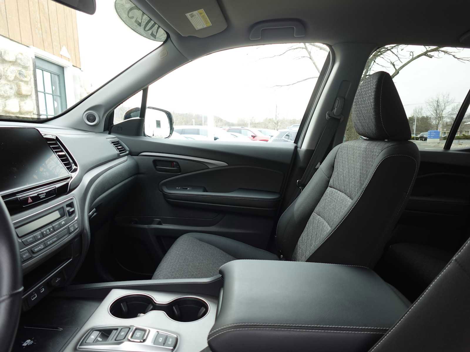 Certified 2025 Honda Ridgeline Sport image 13