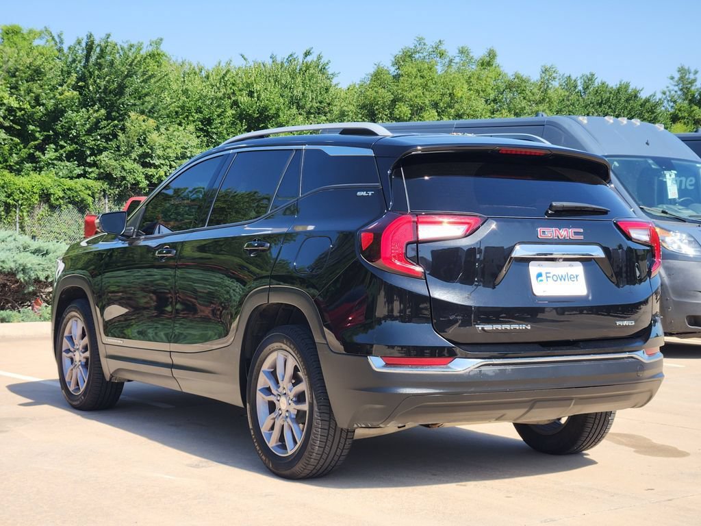 Used 2023 GMC Terrain SLT AWD/4WD image 5