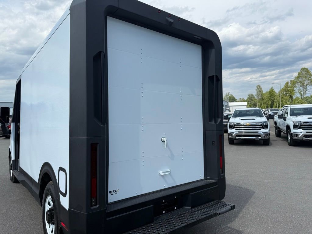 Used 2024 Chevrolet Brightdrop 400 w/ Commercial Equipment Package AWD/4WD image 21
