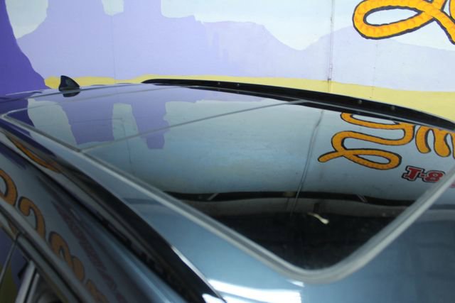 Used 2021 Cadillac XT5 Sportv AWD/4WD image 2